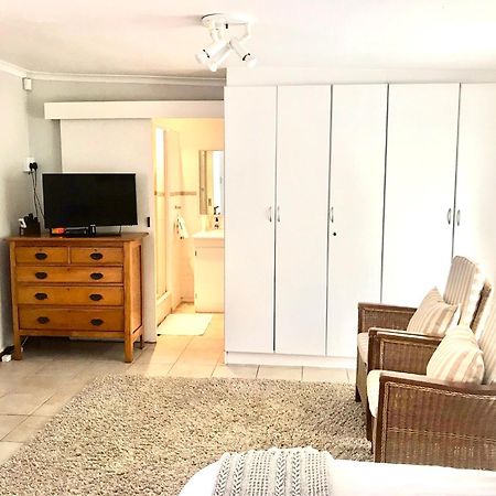 10Vdw Self Catering Apartments 杜班维尔 外观 照片