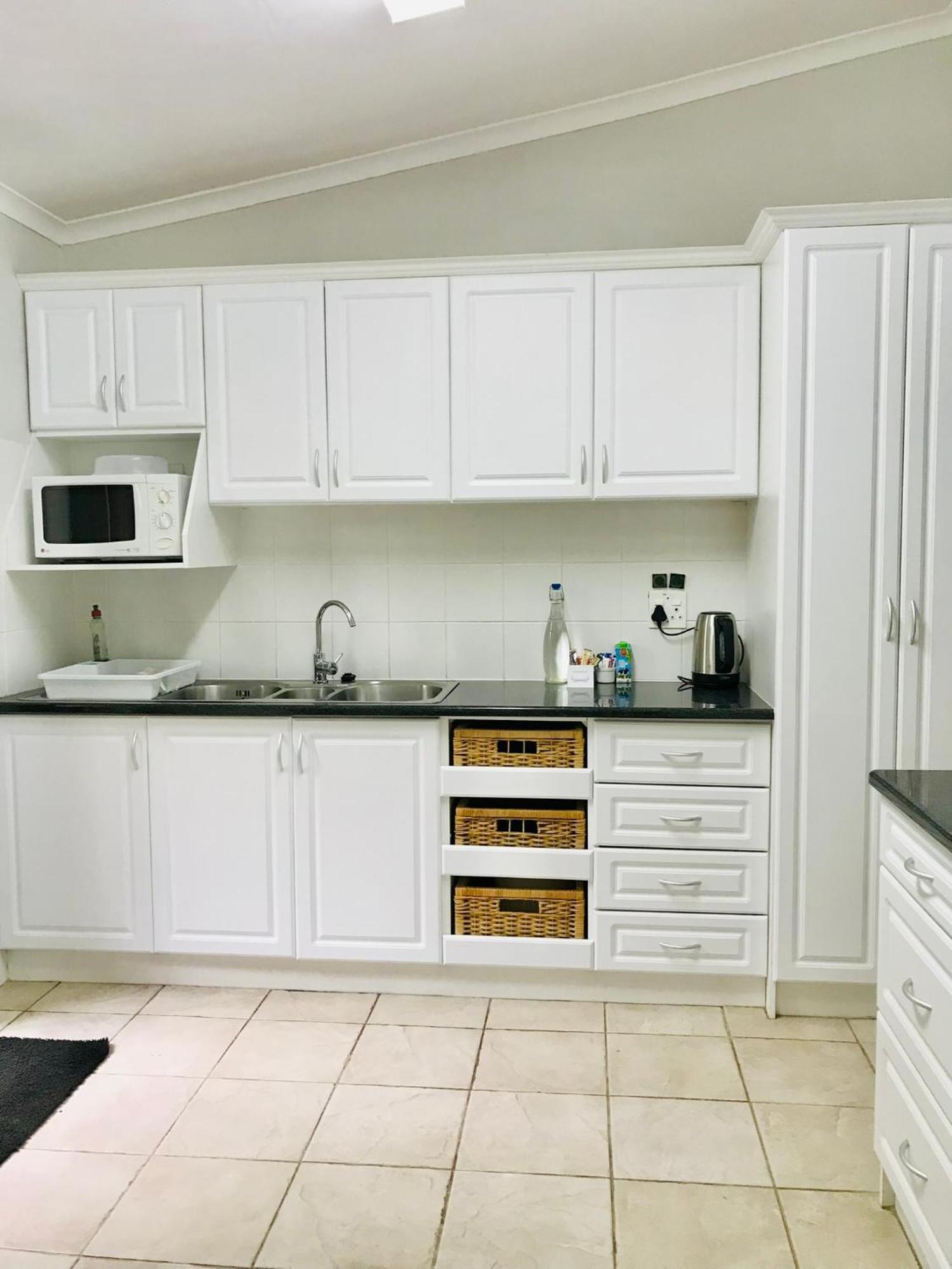10Vdw Self Catering Apartments 杜班维尔 外观 照片
