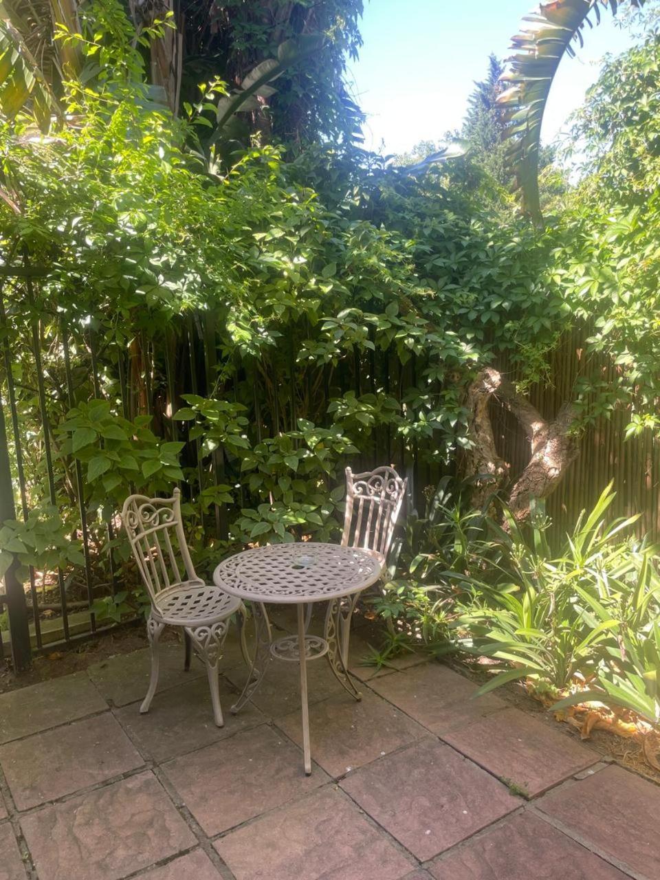 10Vdw Self Catering Apartments 杜班维尔 外观 照片